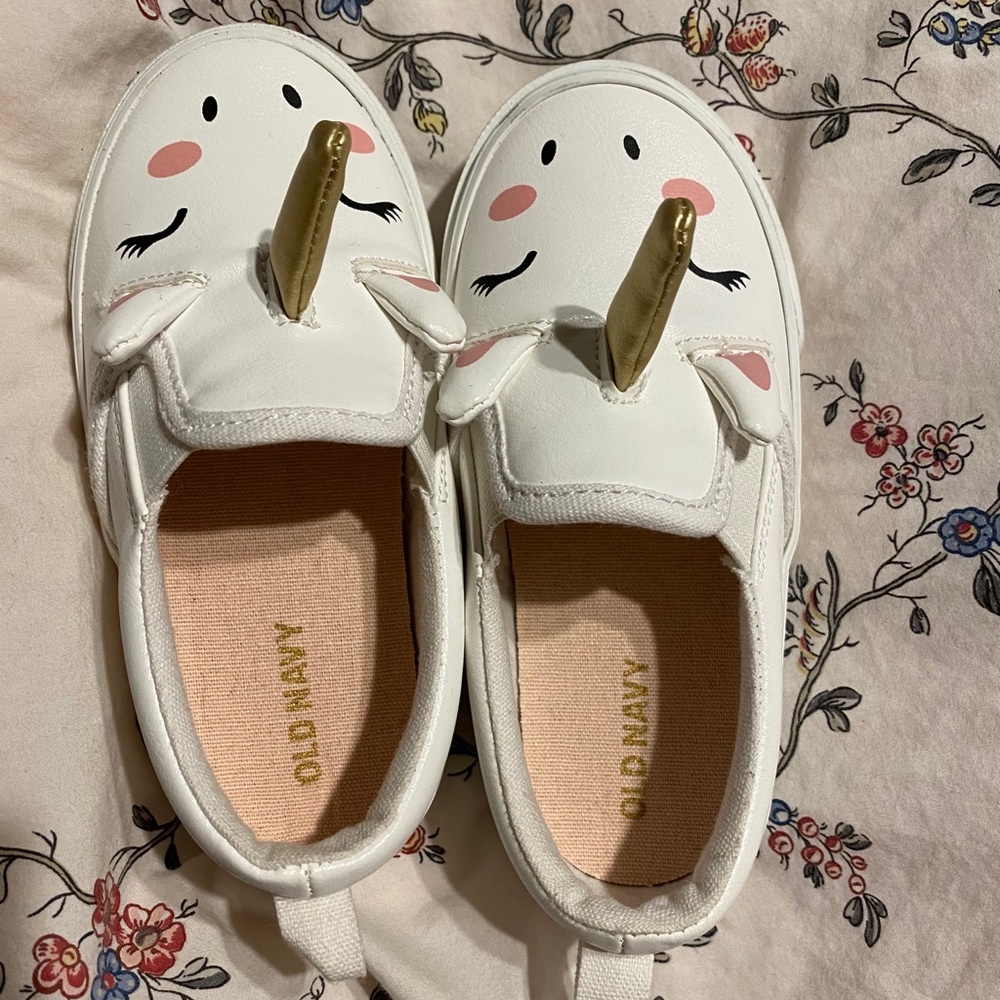 OLD NAVY Unicorn Shoes 🦄